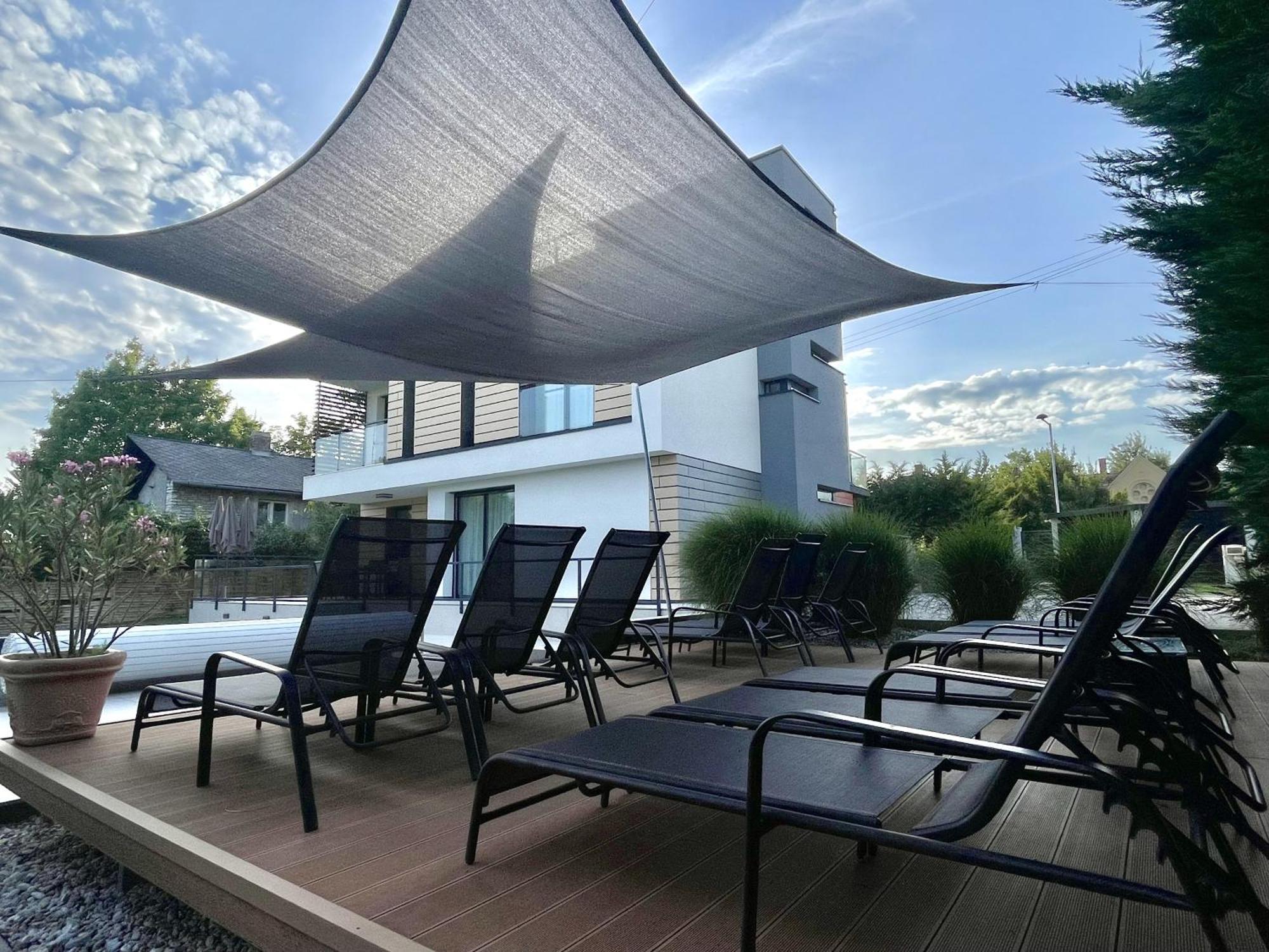 Golden Relax Apartments 巴拉顿菲赖德 外观 照片
